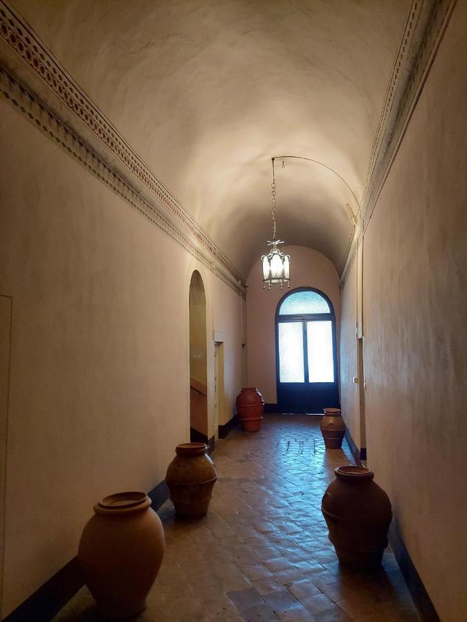 Palazzo De Luigi Appartement Volterra Buitenkant foto